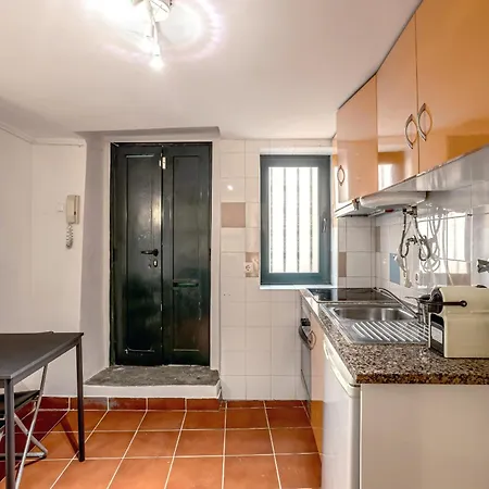 Alfama Tiny By Homing Apartment